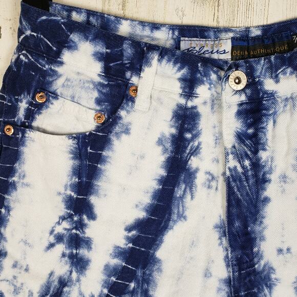 Express Bleus Denim Authentique Bleach Tie Dyed Jean Shorts Women's Size 7/8 - Picture 2 of 11